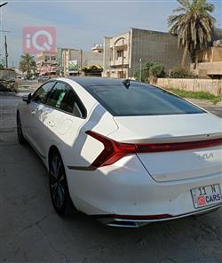 كيا كادينزا